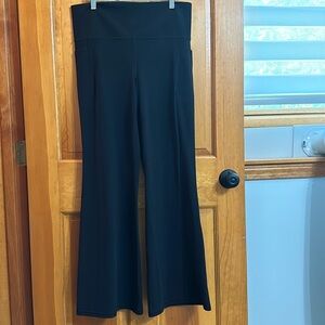 Athleta Salutation Stash Flare Pant, high rise, size XL